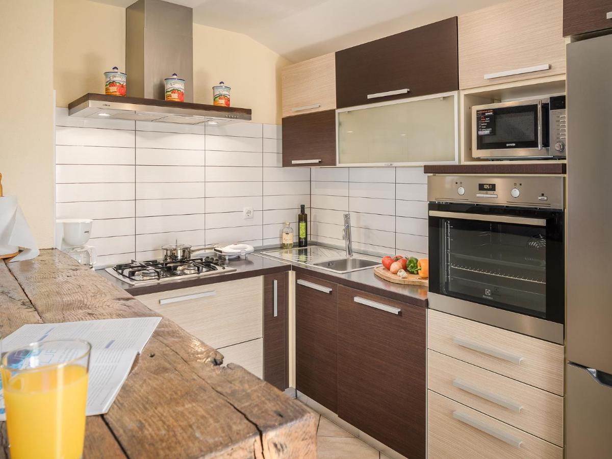 Spada Premium Apartments Πόρετς Εξωτερικό φωτογραφία