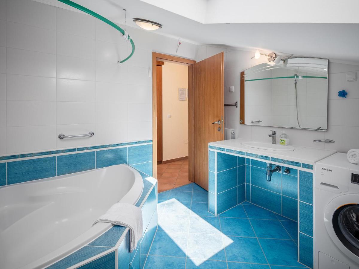 Spada Premium Apartments Πόρετς Εξωτερικό φωτογραφία